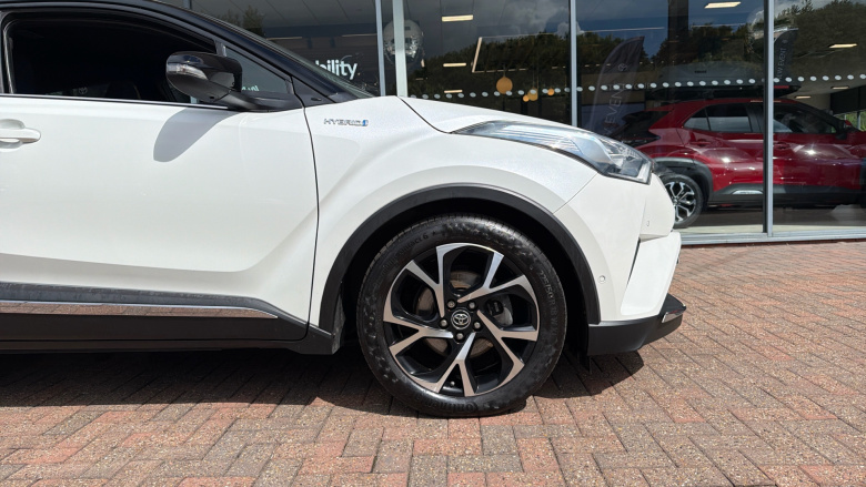 Toyota C-HR 1.8 Hybrid Dynamic 5dr CVT Hybrid Hatchback